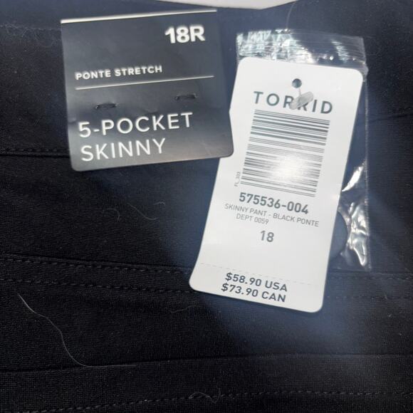 Torrid Studio One NEW 5 Pocket Skinny Black Jeans 18R - Picture 3 of 5